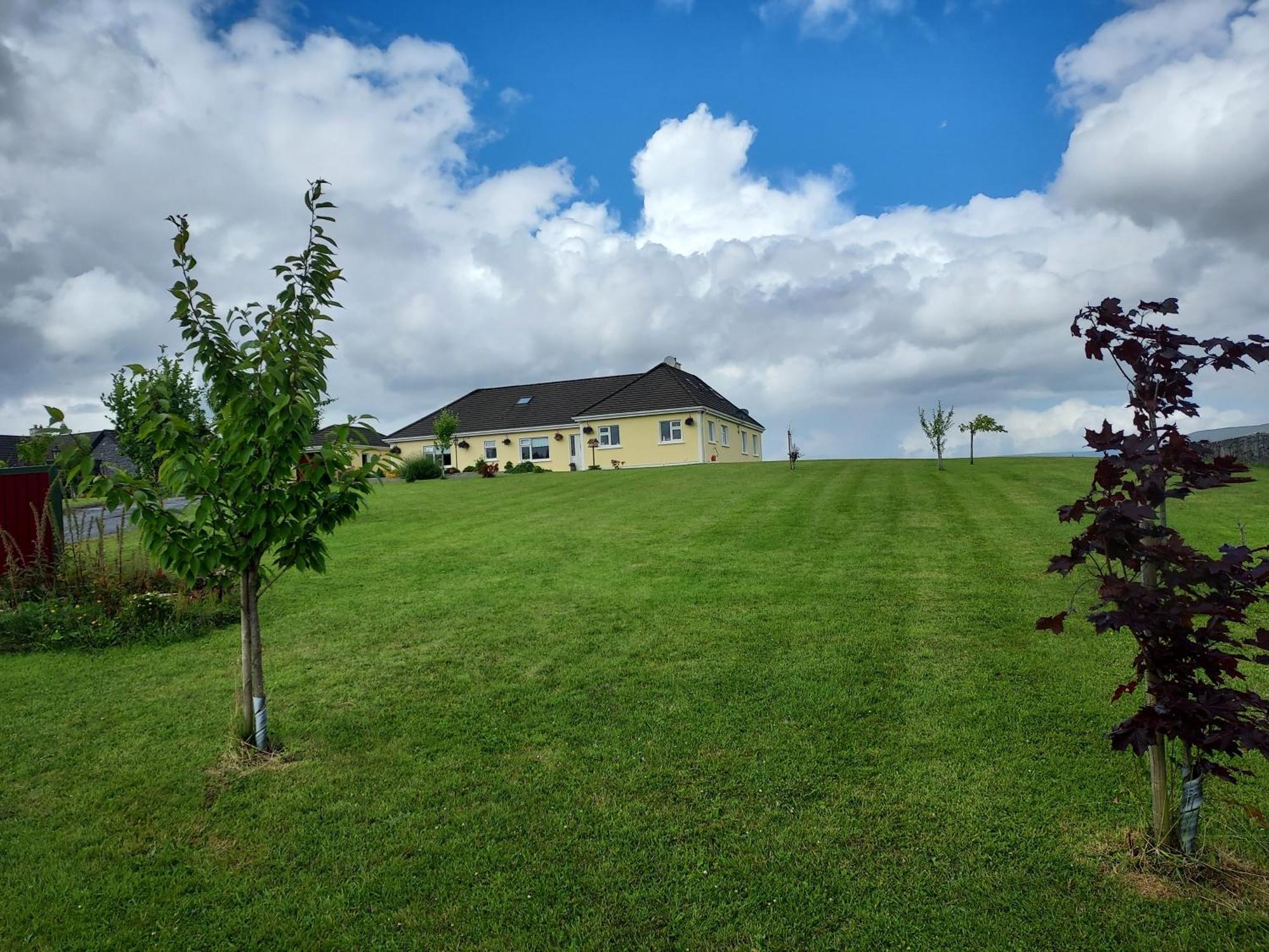 Tullaleagan Guesthouse Oughterard Exterior foto